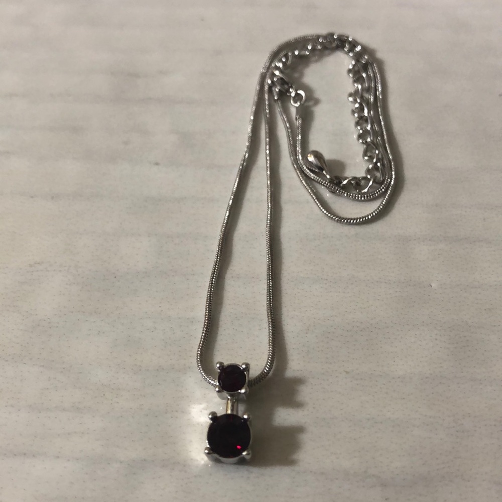Annaleece Necklace Swarovski Crystal - Dark Red